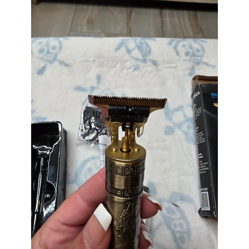 MiniSun Professional Cordless Hair Trimmer Dragon Embossed T-Blade Clipper Gold‎